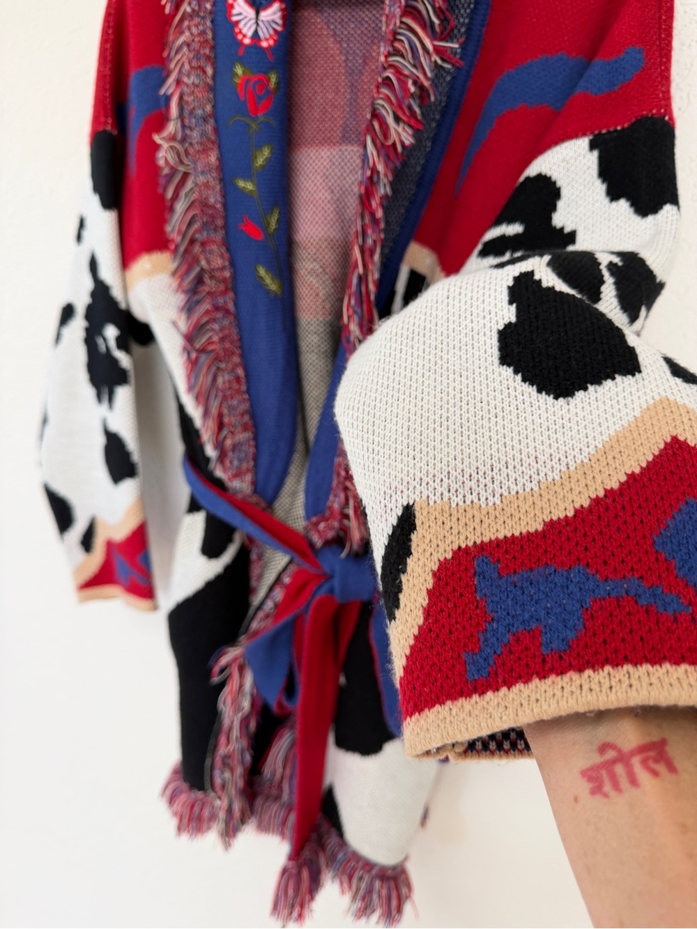 FRINGED cow print colorful oversized fringed belted cardigan sweater / S - Picture 4 of 12